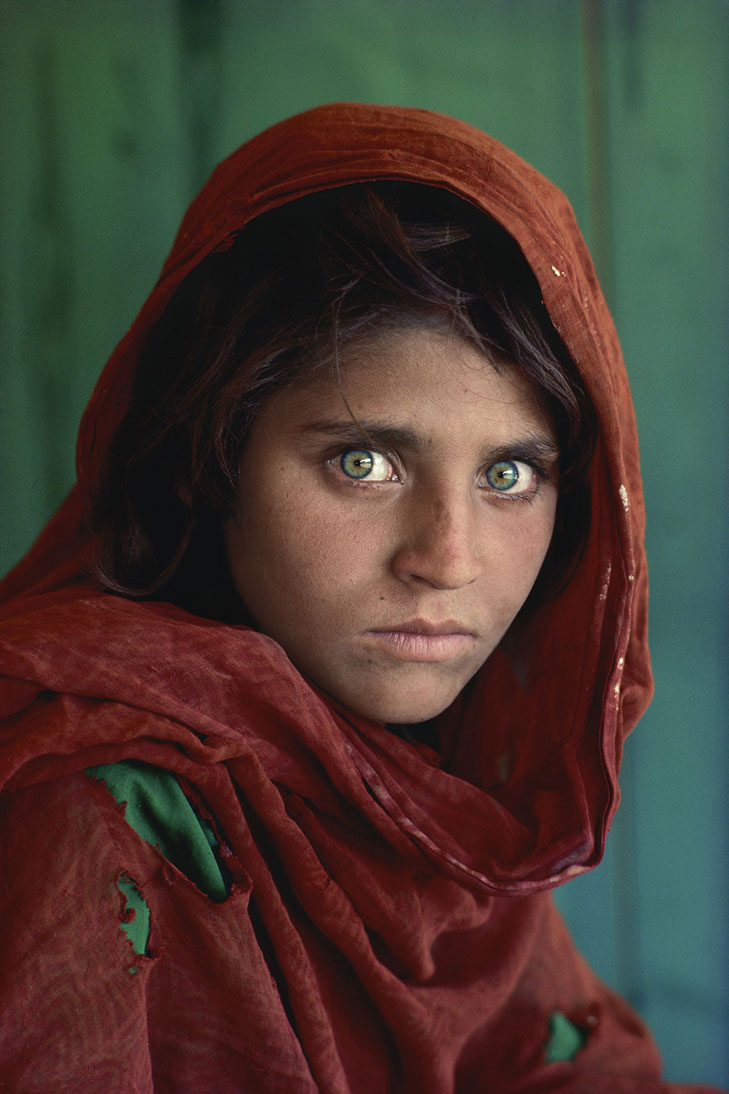 Aus einem afghanischen mädchen