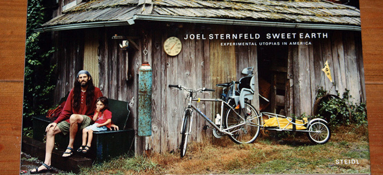 Joel Sternfeld: Sweet Earth – Experimental Utopias in America