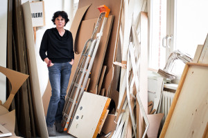 Birgit Brenner in ihrem Atelier