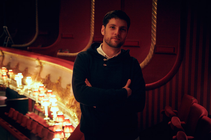 Philipp Fürhofer in der Royal Opera. Foto: Christopher Fields